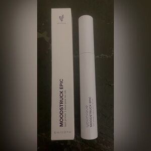 Younique Moonstruck Epic Lash Primer; 10ml
Comes in Original Box
